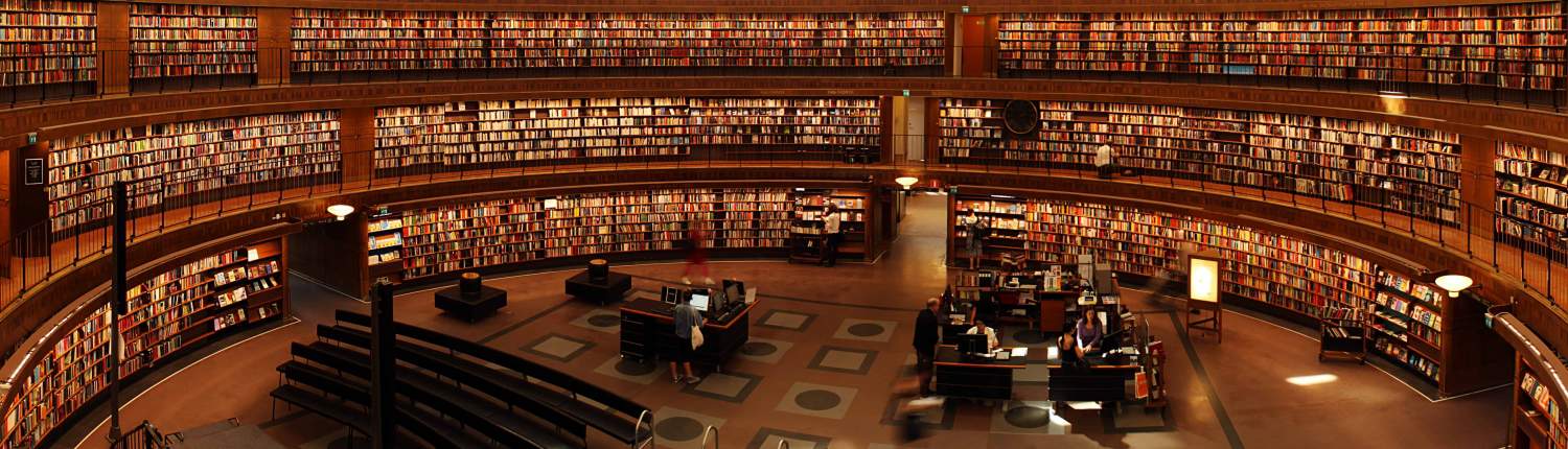 Bibliothek mit Lesesaal