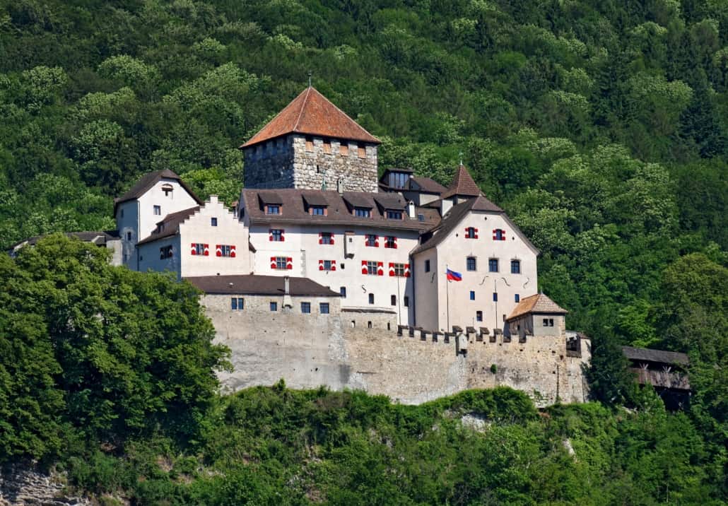 Schloss Vaduz, Sitz der Fürstenfamilie Liechtenstein. Quelle: Presse- und Informationsamt, Vaduz CC BY-SA 3.0