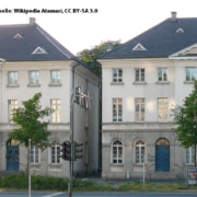 Haspelhäuser Wuppertal, rechts das Stadtarchiv Quelle: Wikipedia Atamari, CC BY-SA 3.0