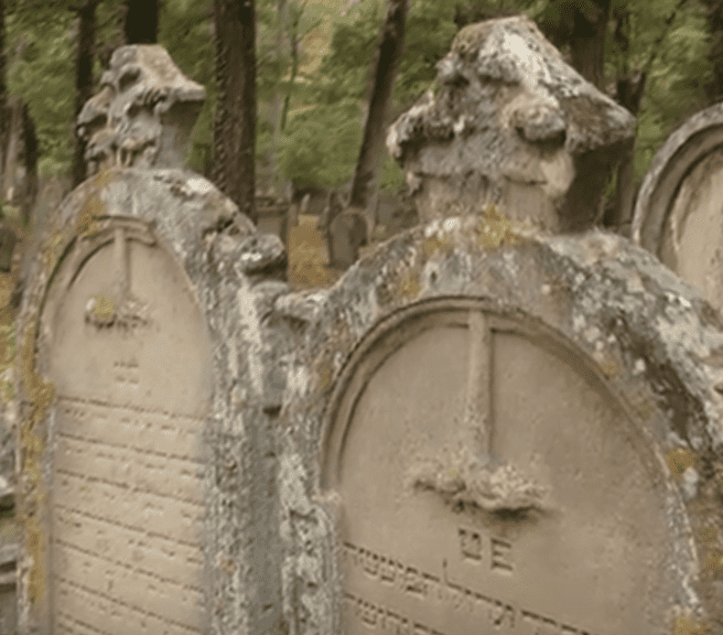 Grabsteine auf jüdischen Friedhöfen