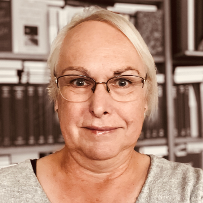 Lena Rieß 📚 💚 🤍